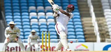 Seales and Roach Strike Early as Pakistan Struggle in 211 Chase