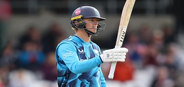 Will Luxton's back-to-back centuries power Yorkshire past Worcestershire