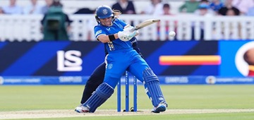 Amelia Kerr Rescues MI London to Clinch Long-Awaited First Victory
