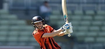 Orla Prendergast, Georgia Elwiss Guide The Blaze Into Knockouts