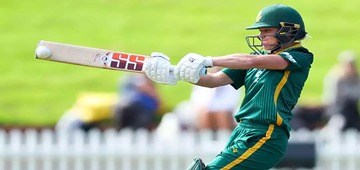 Anneke Bosch Guides South Africa To Double Their Lead Over Zimbabwe